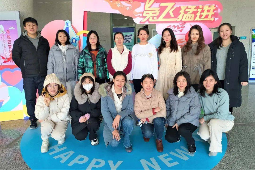开云体育官网在线-关于大连人进军联赛，逐梦前行的信息